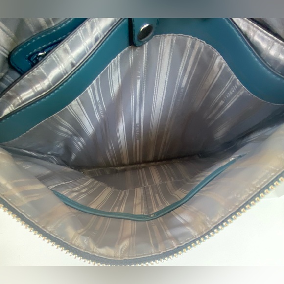 Giorgio Fiorelli Finley Backpack, Vegan Leather Backpack Bag, Adjustable Straps - Picture 6 of 8